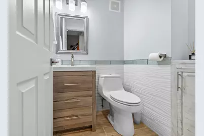 145 E Raleigh Court, Bloomingdale, IL 60108 - Photo 6