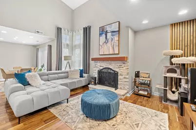 145 E Raleigh Court, Bloomingdale, IL 60108 - Photo 4