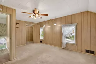 359 Crotty Ave, Seneca, IL 61360 - Photo 20