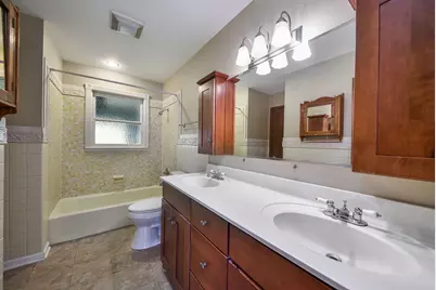 955 Ford Avenue, Elgin, IL 60120 - Photo 20