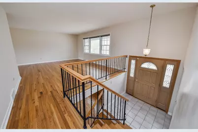 955 Ford Avenue, Elgin, IL 60120 - Photo 2