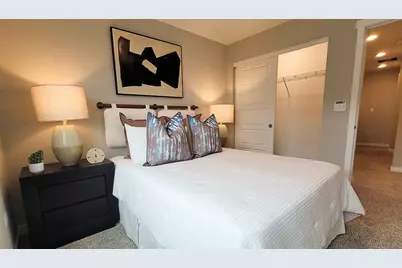 2222 Lakeshore Drive, Schaumburg, IL 60173 - Photo 16