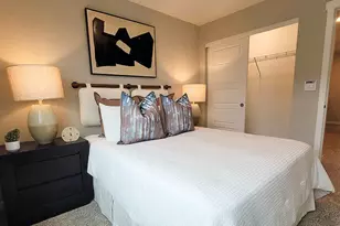 2222 Lake Shore Dr, Schaumburg, IL 60173 - Photo 16