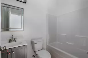 130 W Scott St, Seneca, IL 61360 - Photo 10