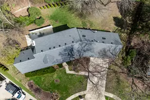 1908 Woodfield Rd, Champaign, IL 61822 - Photo 8