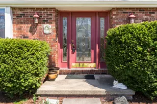 1908 Woodfield Rd, Champaign, IL 61822 - Photo 12