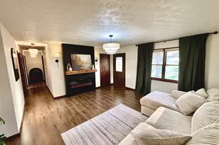 112 Donoho Dr, Salem, IL 62881 - Photo 12