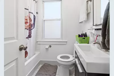 4462 W Wilson Avenue, Chicago, IL 60630 - Photo 18