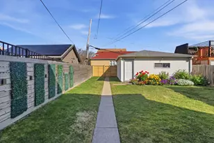 4462 W Wilson Ave, Chicago, IL 60630 - Photo 4