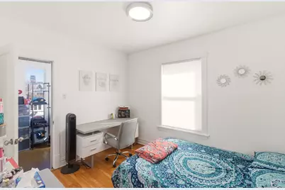 4462 W Wilson Avenue, Chicago, IL 60630 - Photo 12