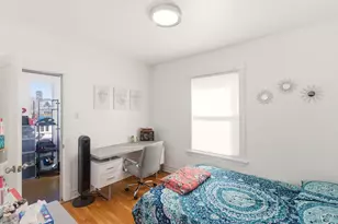 4462 W Wilson Ave, Chicago, IL 60630 - Photo 12