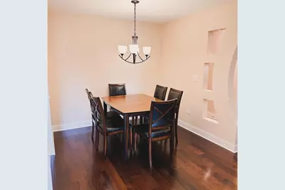 1575 Sandpebble Drive #104, Wheeling, IL 60090 - Photo 2