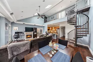 811 W Superior St, Chicago, IL 60642 - Photo 8