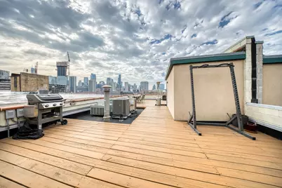 811 W Superior Street #4, Chicago, IL 60642 - Photo 22