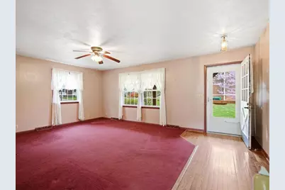 208 NW Madison Street, Hopedale, IL 61747 - Photo 10