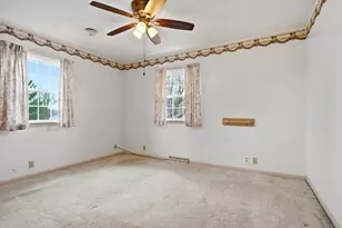 208 NW Madison St, Hopedale, IL 61747 - Photo 22