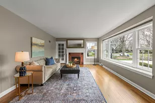 904 Gamon Rd, Wheaton, IL 60189 - Photo 6