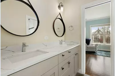 1648 W Fletcher Street, Chicago, IL 60657 - Photo 26