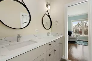 1648 W Fletcher St, Chicago, IL 60657 - Photo 26