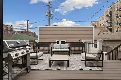 1648 W Fletcher Street, Chicago, IL 60657 - Photo 44