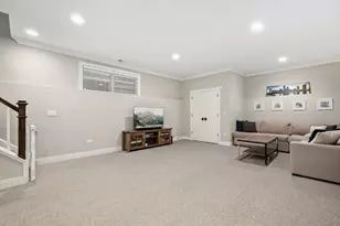 1648 W Fletcher St, Chicago, IL 60657 - Photo 36