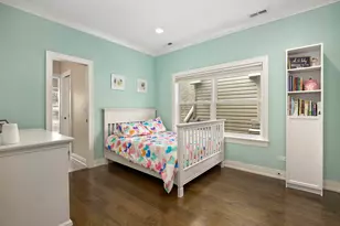 1648 W Fletcher St, Chicago, IL 60657 - Photo 28