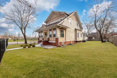 7601 S Bennett Avenue, Chicago, IL 60649 - Photo 30