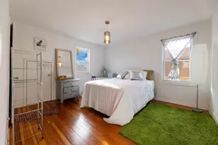 7601 S Bennett Ave, Chicago, IL 60649 - Photo 14