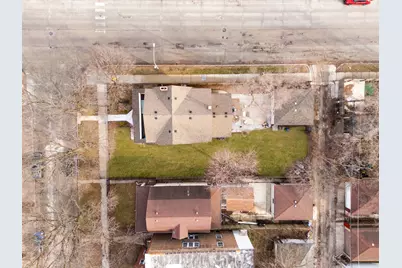 7601 S Bennett Avenue, Chicago, IL 60649 - Photo 40