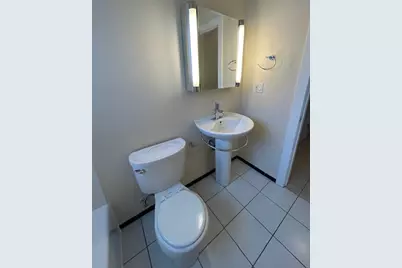 317 Wisconsin Avenue #1C, Oak Park, IL 60302 - Photo 12