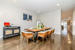 875 N Marshfield Ave, Chicago, IL 60622 - Photo 8