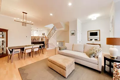 207 S Evergreen Avenue, Arlington Heights, IL 60005 - Photo 4