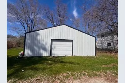 18 W Vine Street, Piper City, IL 60959 - Photo 2