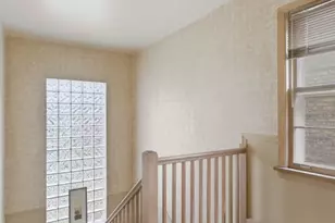[Address not provided], Evanston, IL 60202 - Photo 2