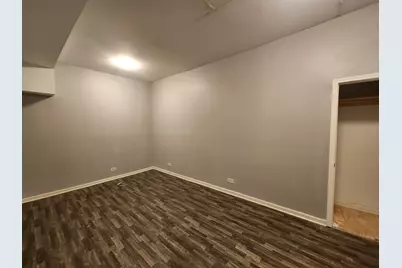 10901 S Michigan Avenue, Chicago, IL 60628 - Photo 8