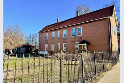 8757 S Marquette Avenue, Chicago, IL 60617 - Photo 2