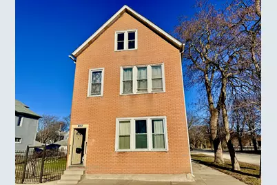 8757 S Marquette Avenue, Chicago, IL 60617 - Photo 1