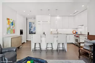 403 N Wabash St, Chicago, IL 60611 - Photo 10