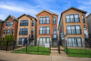 3704 W Lexington St, Chicago, IL 60624 - Photo 2