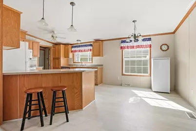 233 Avenue E Street, Bloomington, IL 61704 - Photo 8