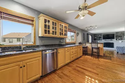 1462 Adams Avenue, Saint Charles, IL 60174 - Photo 10