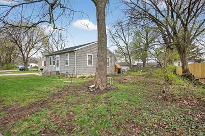 627 S Circle Drive, Wilmington, IL 60481 - Photo 14