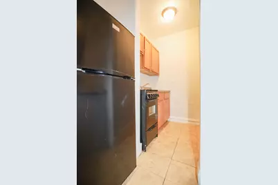 5210 S Woodlawn Avenue #G7, Chicago, IL 60615 - Photo 2