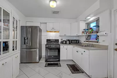 5032 Crain Street, Skokie, IL 60077 - Photo 18