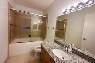 [Address not provided], Chicago, IL 60611 - Photo 16