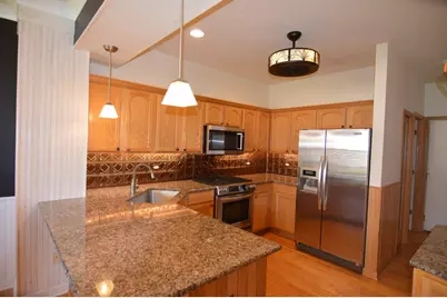 842 Amelia Court, Grayslake, IL 60030 - Photo 4