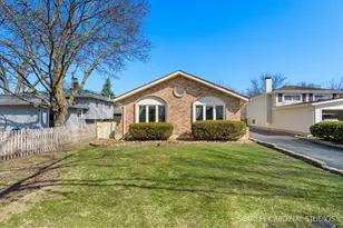 1407 Wilson Ave, Wheaton, IL 60189 - Photo 2