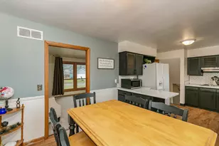 2316 29 1/2 St, Rock Island, IL 61201 - Photo 14