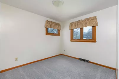 2316 29 1/2 Street, Rock Island, IL 61201 - Photo 8