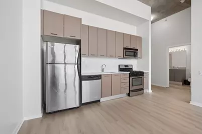 [Address not provided], Chicago, IL 60661 - Photo 8